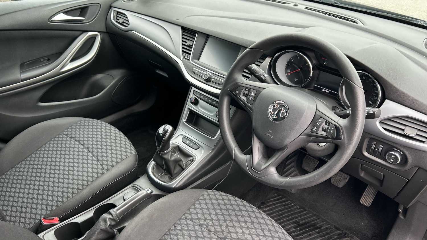 Used Vauxhall Astra 2019 for sale - 77864532: Photo 11