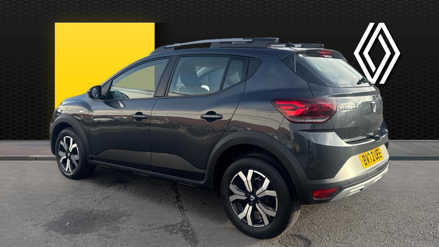 Used Dacia Sandero Stepway 2022 for sale - 76510613: Photo 2