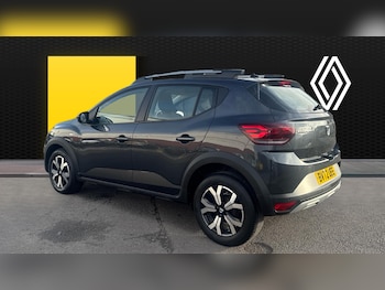 Used Dacia Sandero Stepway 2022 for sale - 76510613: Photo