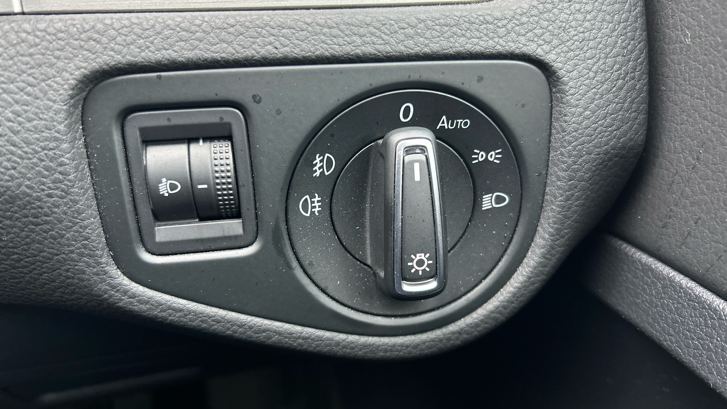 Used Volkswagen Golf 2016 for sale - 76637587: Photo 23