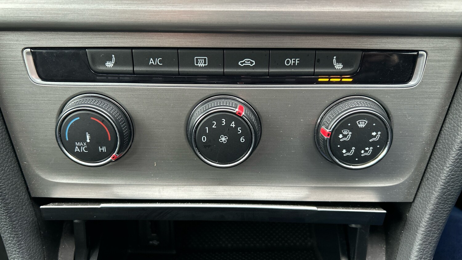 Used Volkswagen Golf 2016 for sale - 76637587: Photo 30