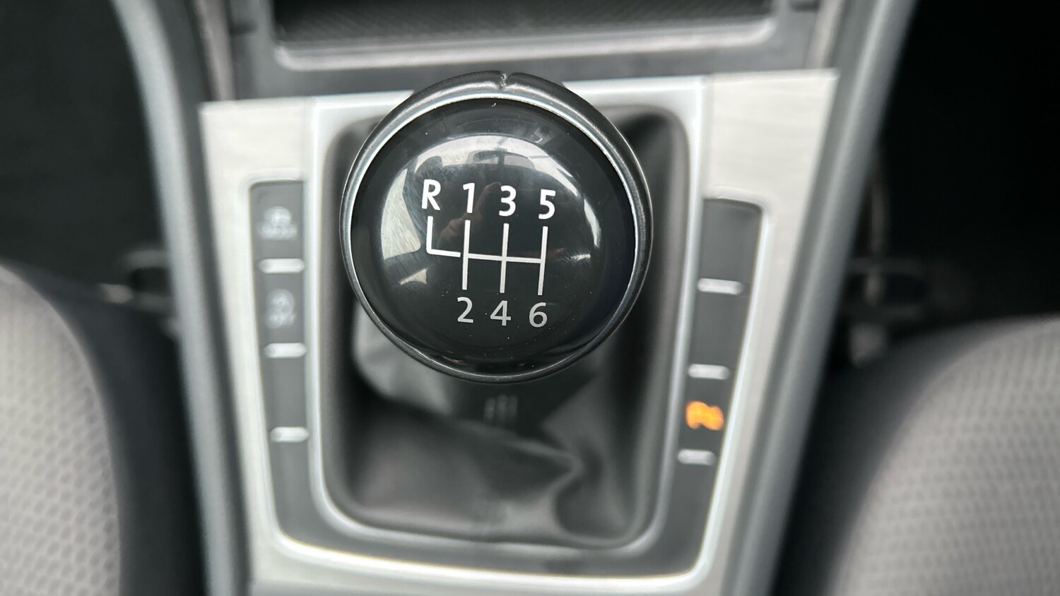 Used Volkswagen Golf 2016 for sale - 76637587: Photo 32