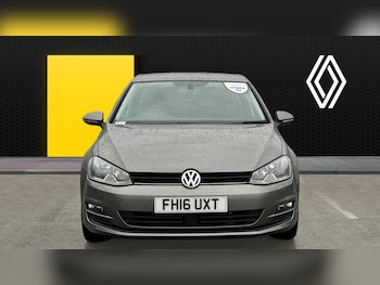 Used Volkswagen Golf 2016 for sale - 76637587: Photo