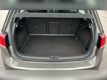 Used Volkswagen Golf 2016 for sale - 76637587: Photo