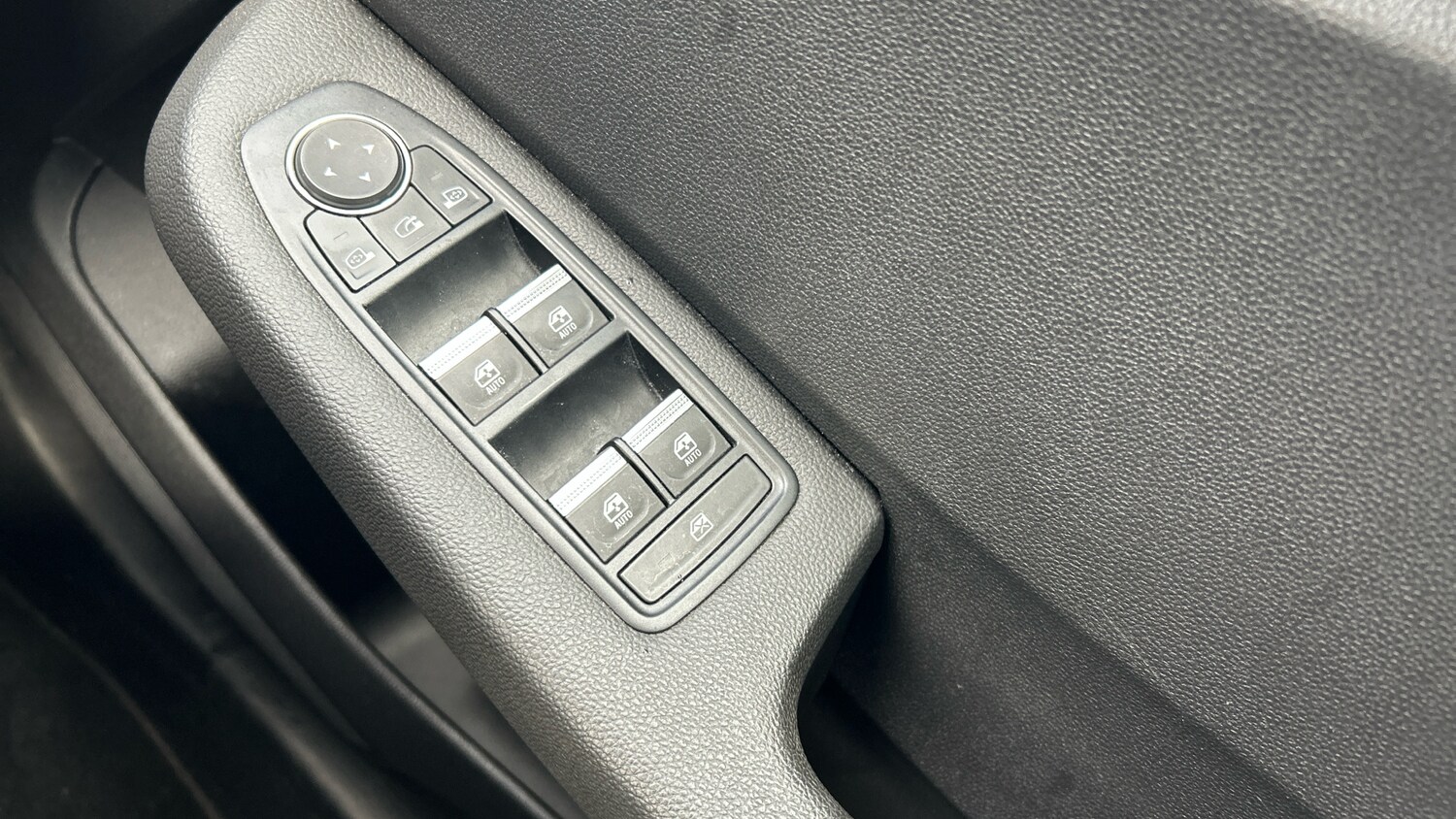 Used Renault Clio 2021 for sale - 76428606: Photo 26