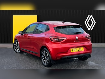Used Renault Clio 2021 for sale - 76428606: Photo