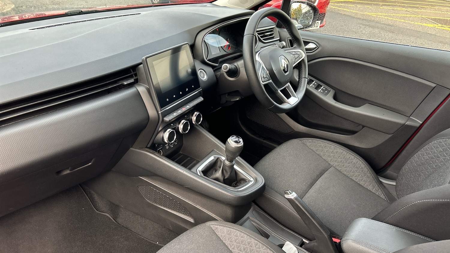 Used Renault Clio 2021 for sale - 76428606: Photo 9