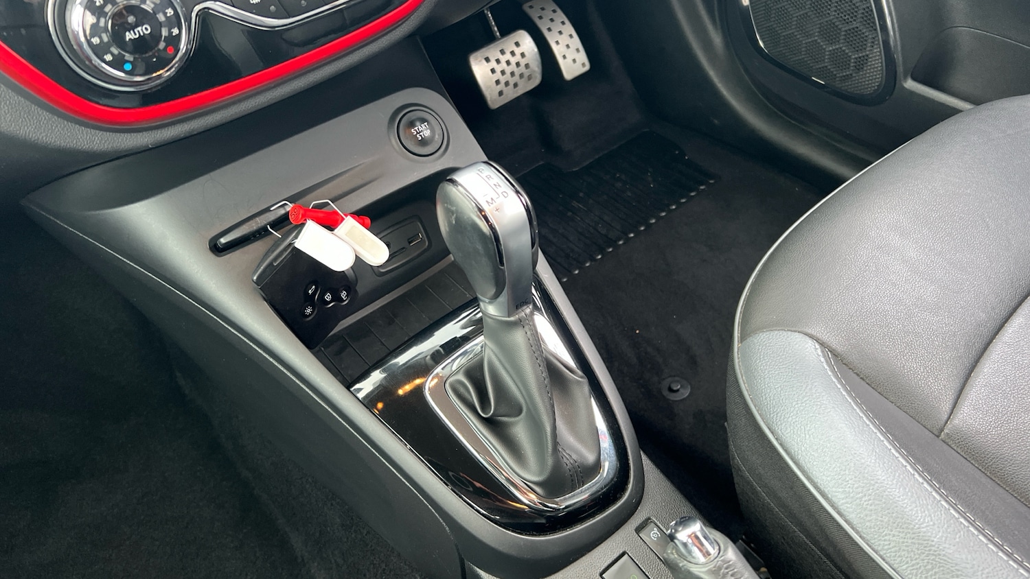 Used Renault Captur 2017 for sale - 76449516: Photo 13