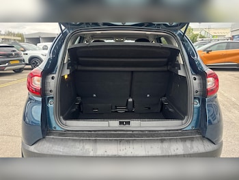 Used Renault Captur 2018 for sale - 78242609: Photo