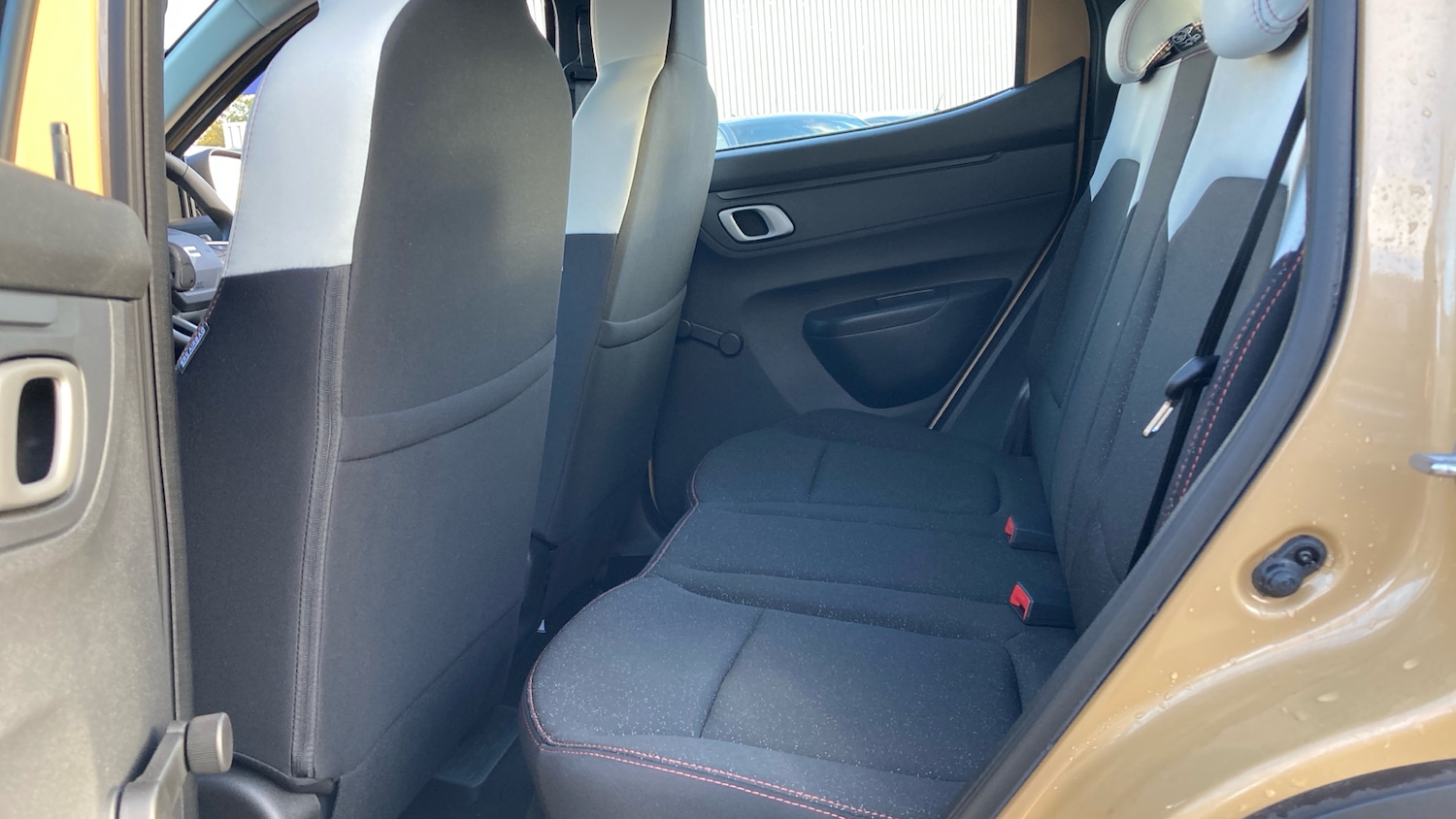 Used Dacia Spring 2025 for sale - 76343879: Photo 16