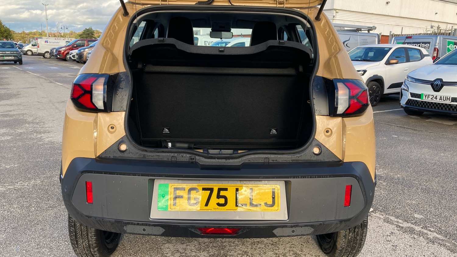 Used Dacia Spring 2025 for sale - 76343879: Photo 4