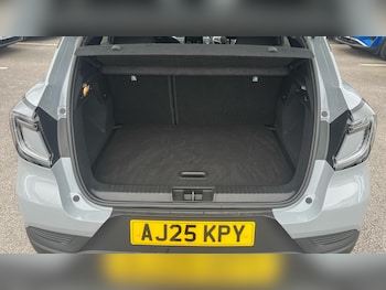 Used Renault Captur 2025 for sale - 77775015: Photo