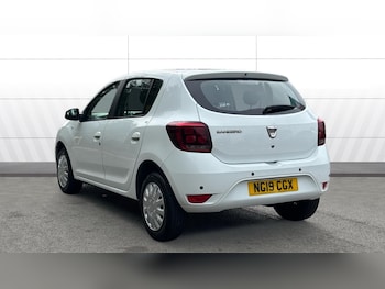 Used Dacia Sandero 2019 for sale - 76120107: Photo 2