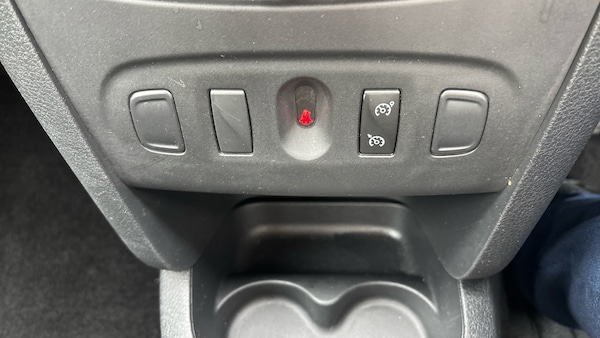 Used Dacia Sandero 2019 for sale - 76120107: Photo 34