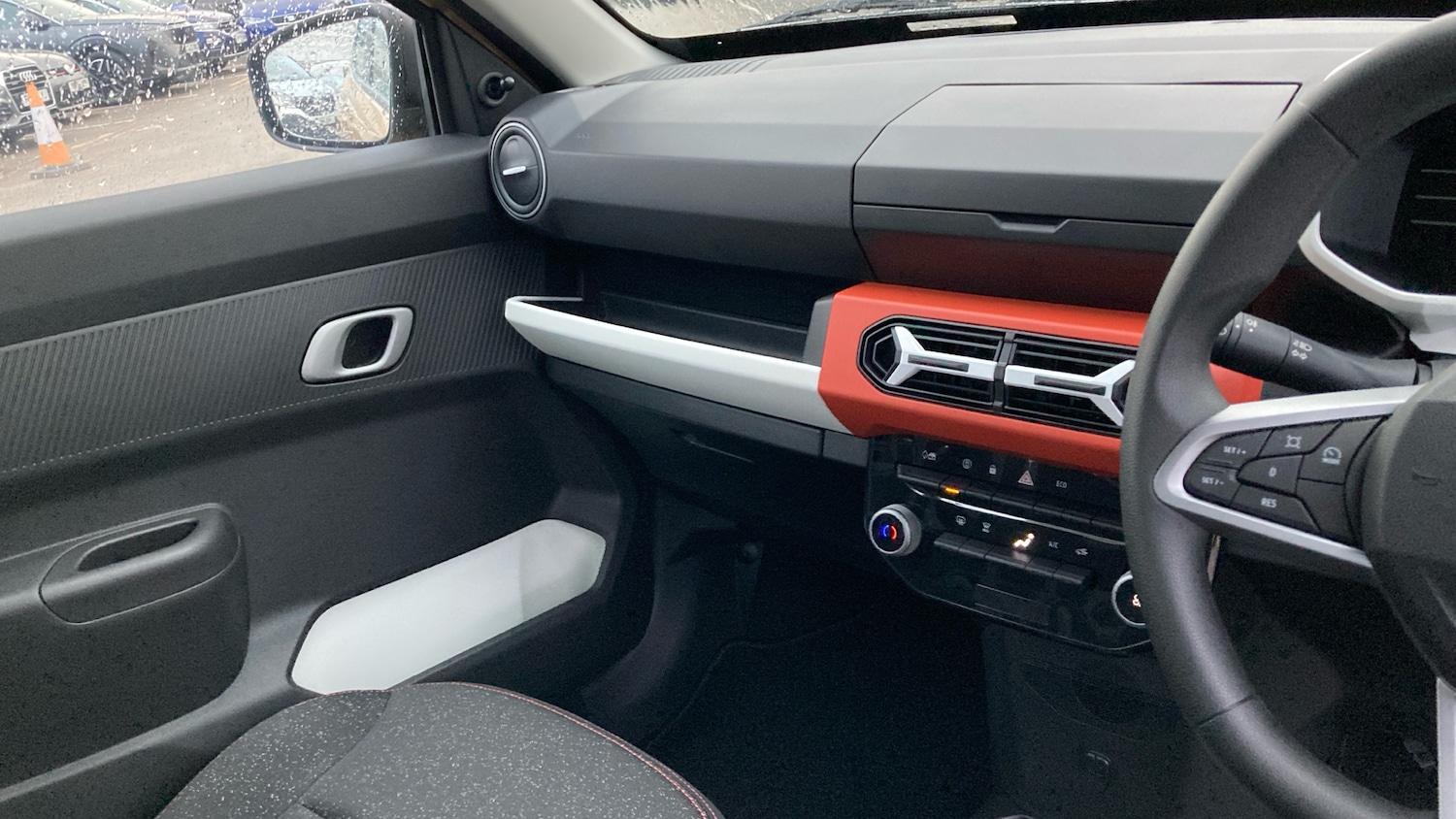 Used Dacia Spring 2025 for sale - 76343874: Photo 14
