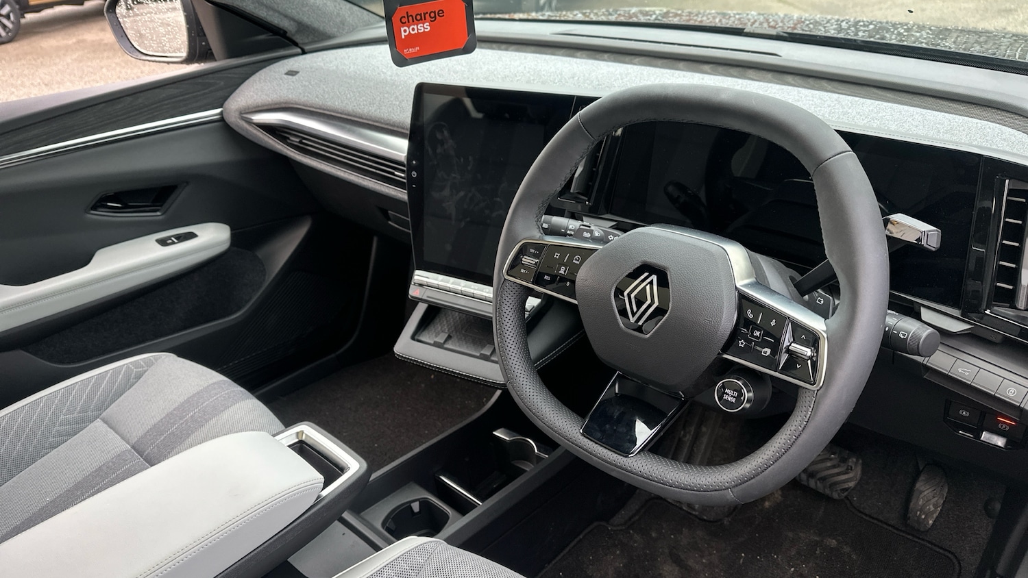 Used Renault Scenic E-Tech 2025 for sale - 77323827: Photo 11