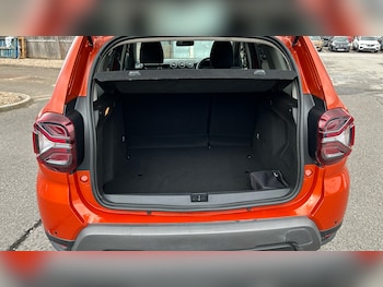 Used Dacia Duster 2023 for sale - 75969018: Photo