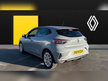 Used Renault Clio 2024 for sale - 76707133: Photo