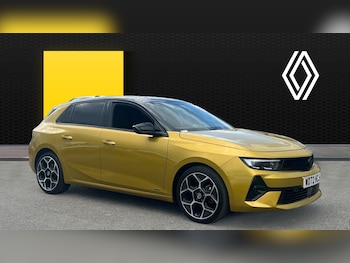 2022 (72) - 1.2 Turbo 130 Ultimate 5dr Auto Petrol Hatchback