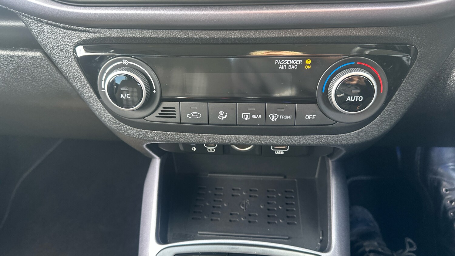 Used Hyundai i10 2024 for sale - 76263179: Photo 24