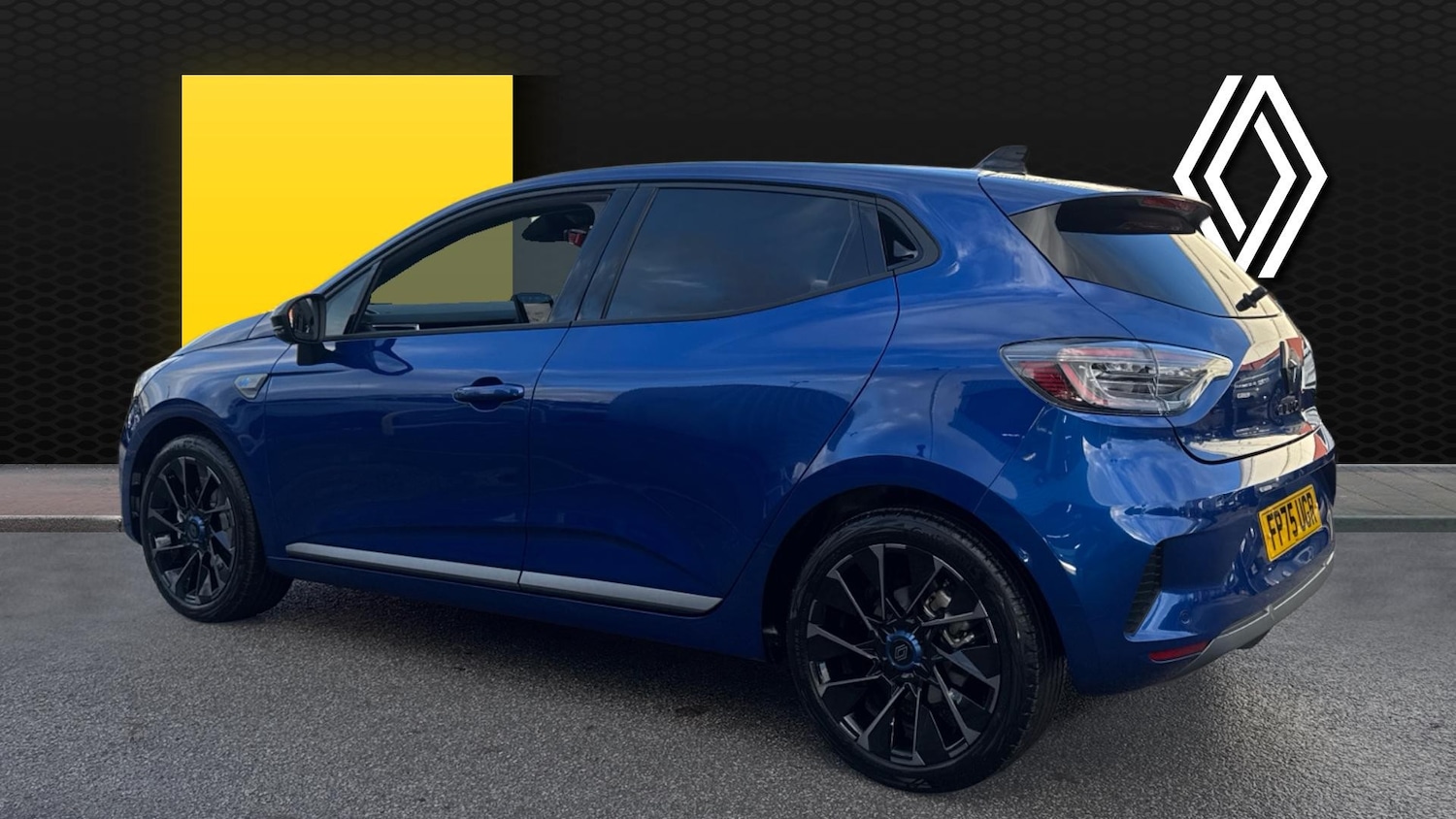 Used Renault Clio 2025 for sale - 77568300: Photo 2