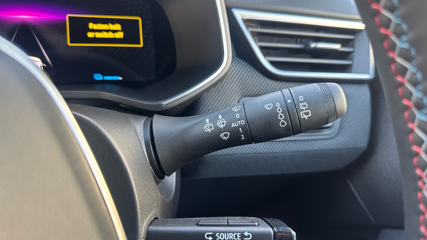 Used Renault Clio 2025 for sale - 77568300: Photo 23