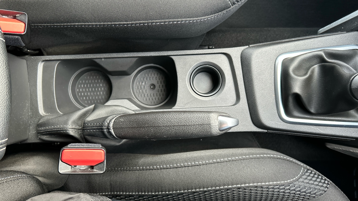 Used Dacia Duster 2022 for sale - 77127288: Photo 32