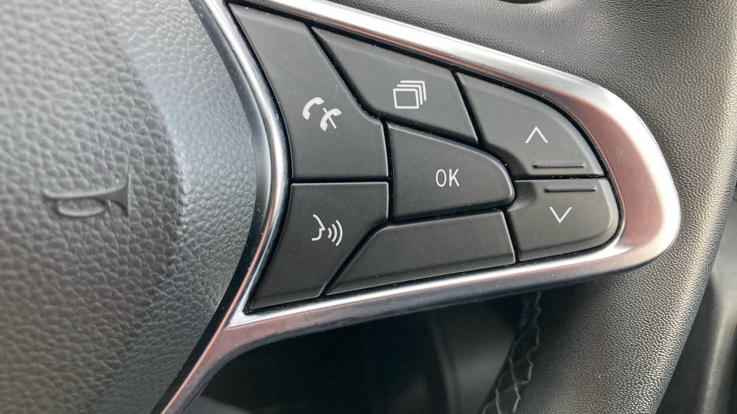 Used Renault Captur 2021 for sale - 76650962: Photo 24