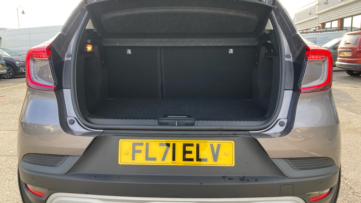 Used Renault Captur 2021 for sale - 76650962: Photo 4