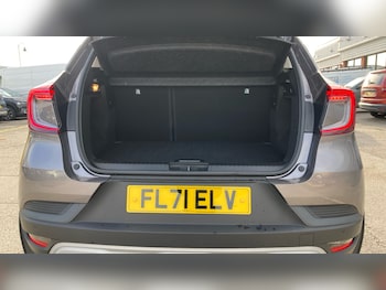 Used Renault Captur 2021 for sale - 76650962: Photo