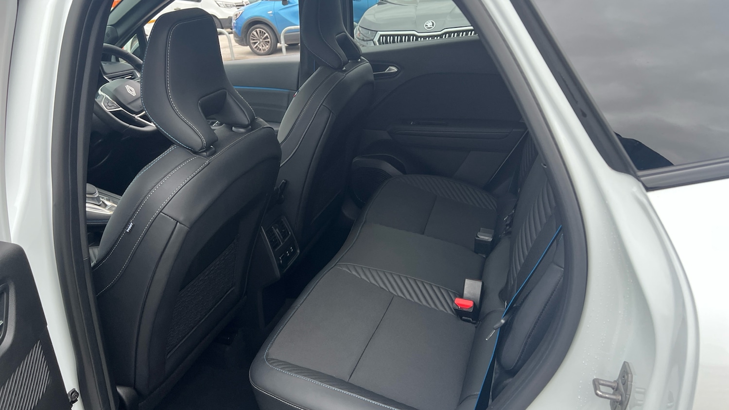 Used Renault Other 2025 for sale - 76963203: Photo 16