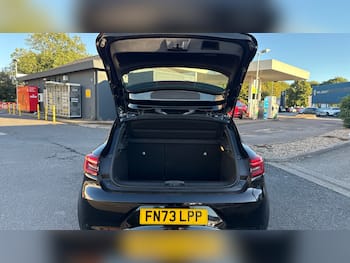 Used Renault Clio 2023 for sale - 79845415: Photo