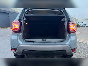 Used Dacia Duster 2023 for sale - 77079438: Photo