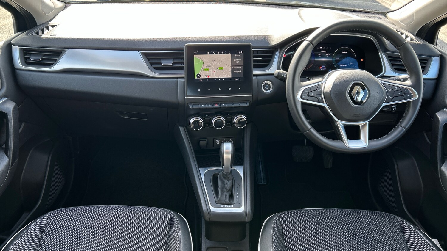 Used Renault Captur 2023 for sale - 77984770: Photo 10