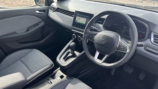 Used Renault Clio 2025 for sale - 76159880: Photo 11