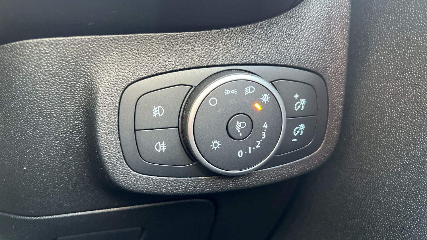 Used Ford Fiesta 2017 for sale - 76286753: Photo 23