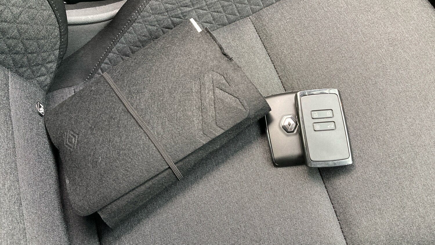 Used Renault Clio 2022 for sale - 77789454: Photo 19