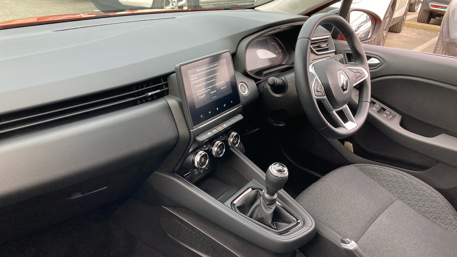 Used Renault Clio 2022 for sale - 77789454: Photo 9