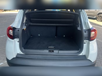 Used Renault Captur 2019 for sale - 79477984: Photo