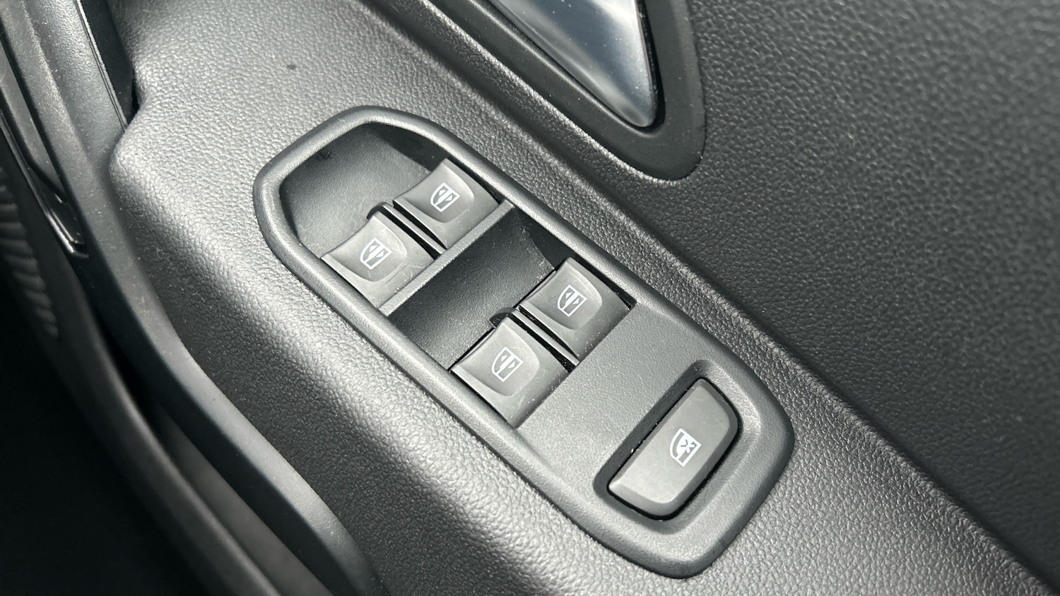 Used Dacia Duster 2020 for sale - 76918802: Photo 21