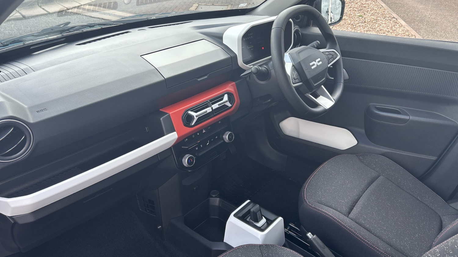 Used Dacia Spring 2025 for sale - 76343870: Photo 9