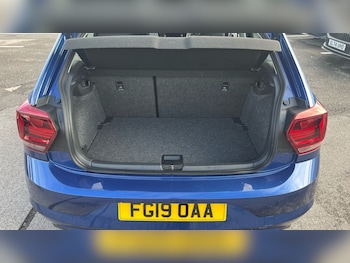 Used Volkswagen Polo 2019 for sale - 76290453: Photo
