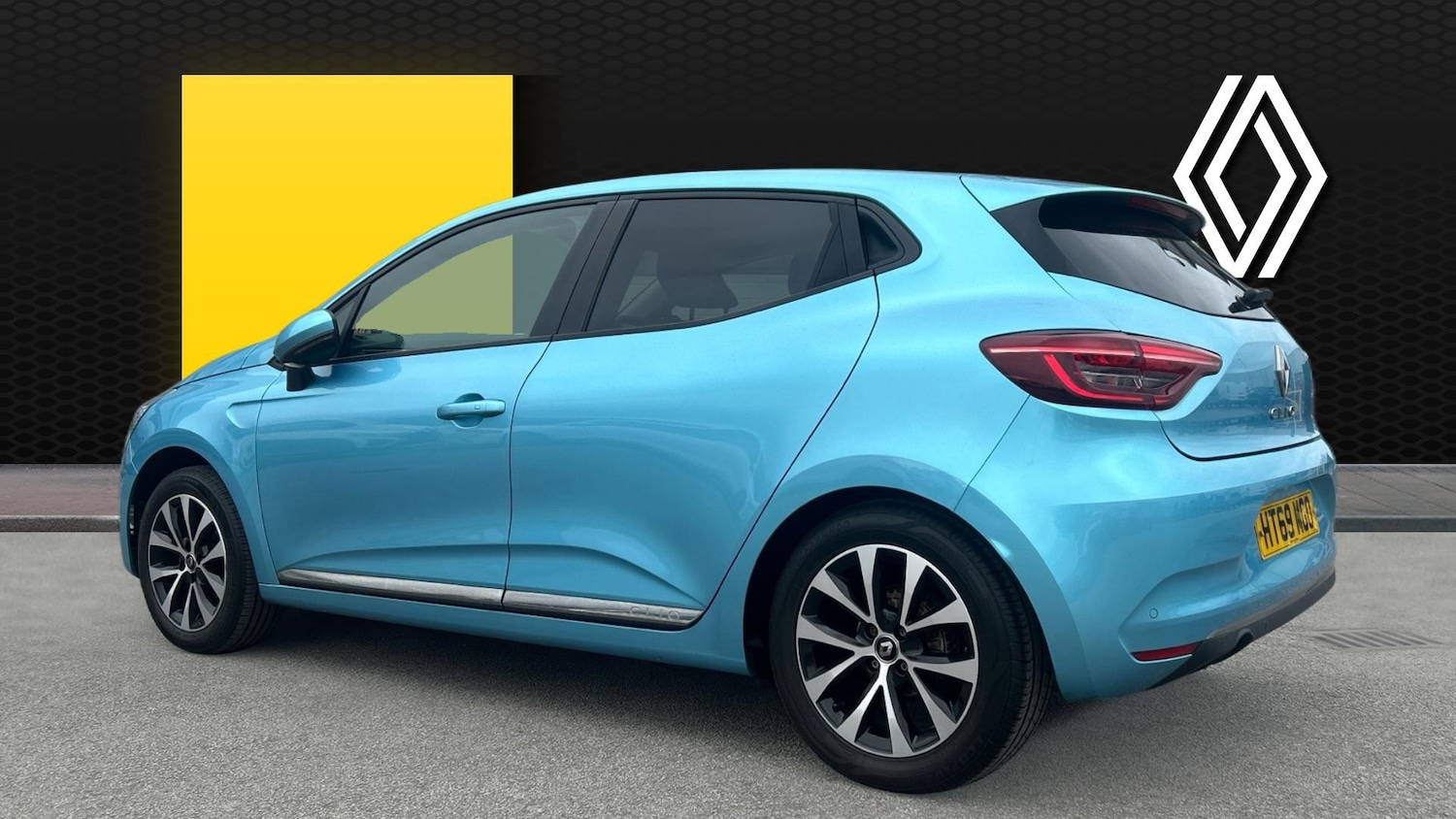 Used Renault Clio 2019 for sale - 78190895: Photo 2