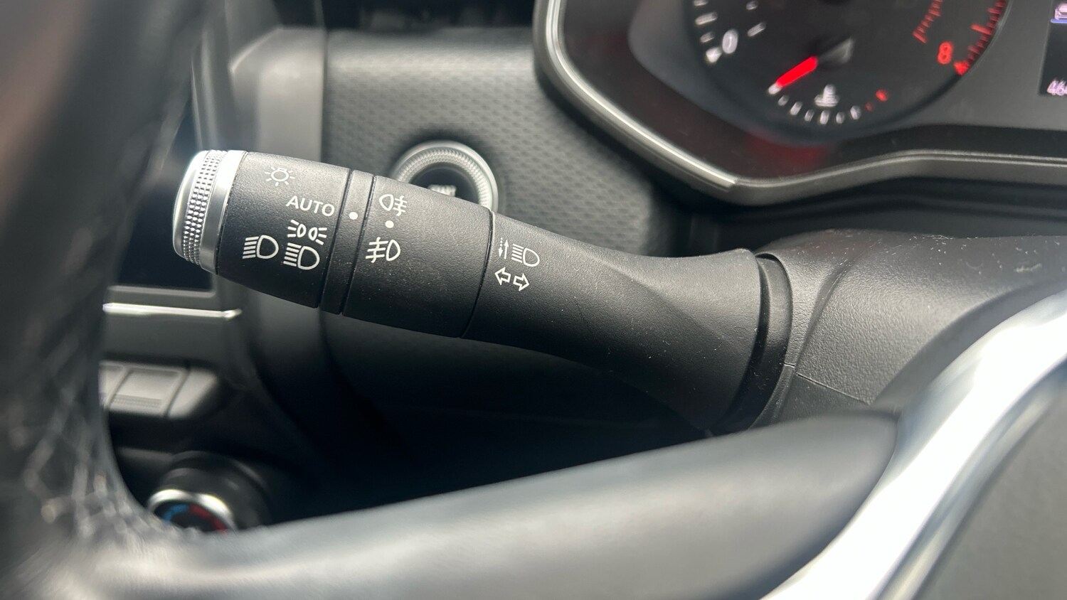 Used Renault Clio 2019 for sale - 78190895: Photo 30