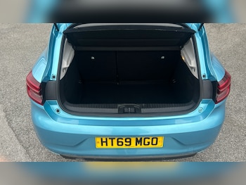 Used Renault Clio 2019 for sale - 78190895: Photo