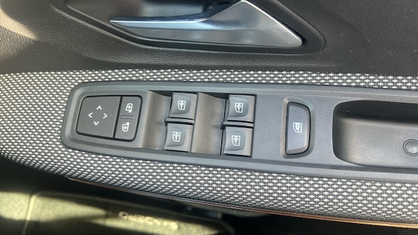 Used Dacia Sandero Stepway 2022 for sale - 76067435: Photo 27