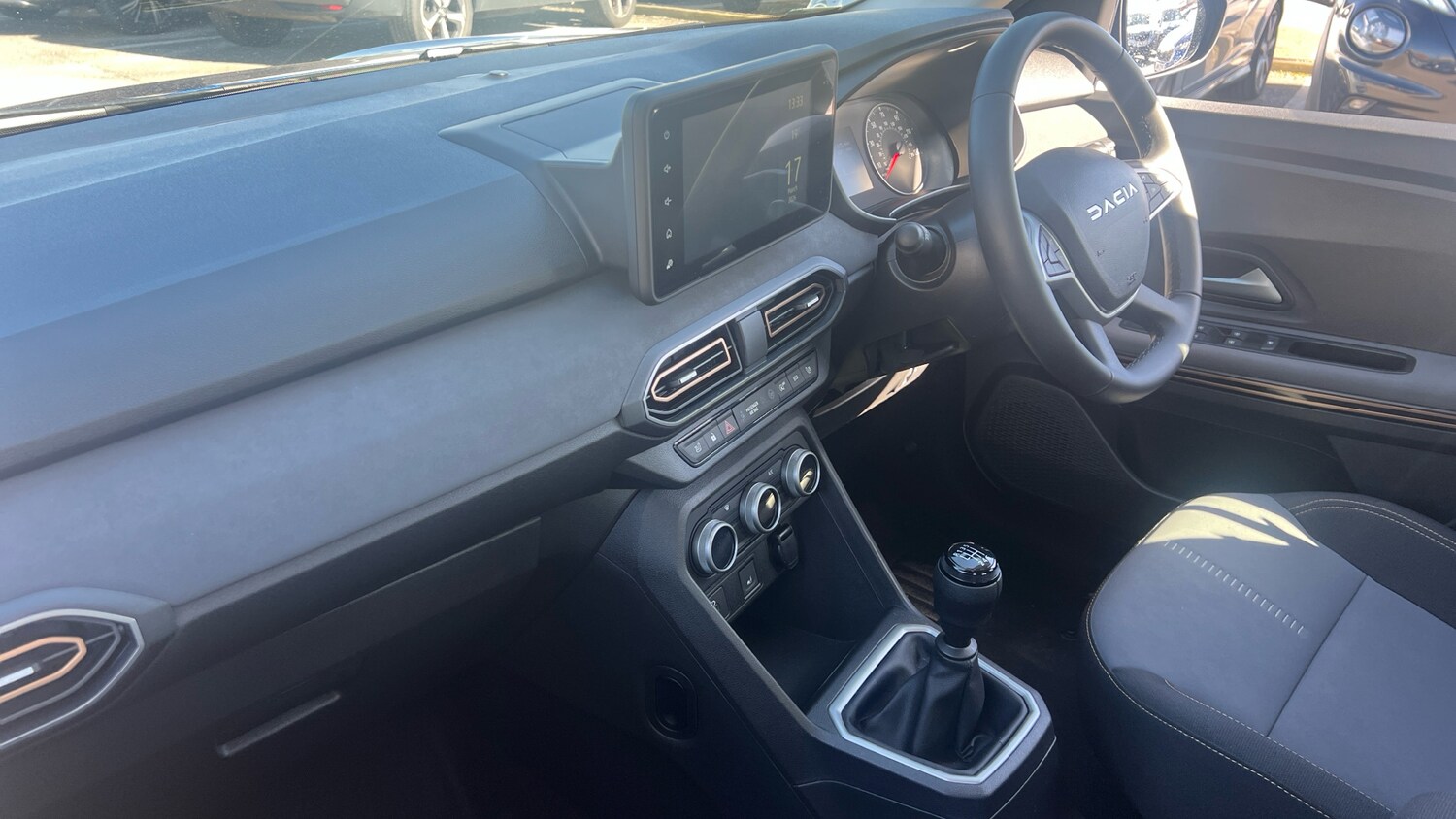 Used Dacia Sandero Stepway 2024 for sale - 77937704: Photo 9