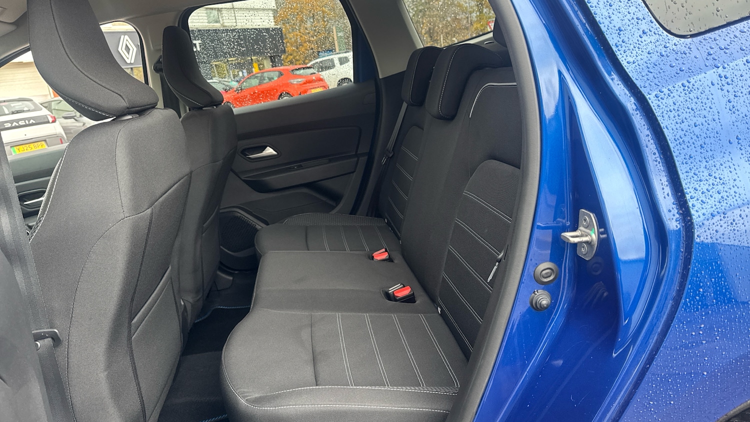 Used Dacia Duster 2022 for sale - 76817410: Photo 16