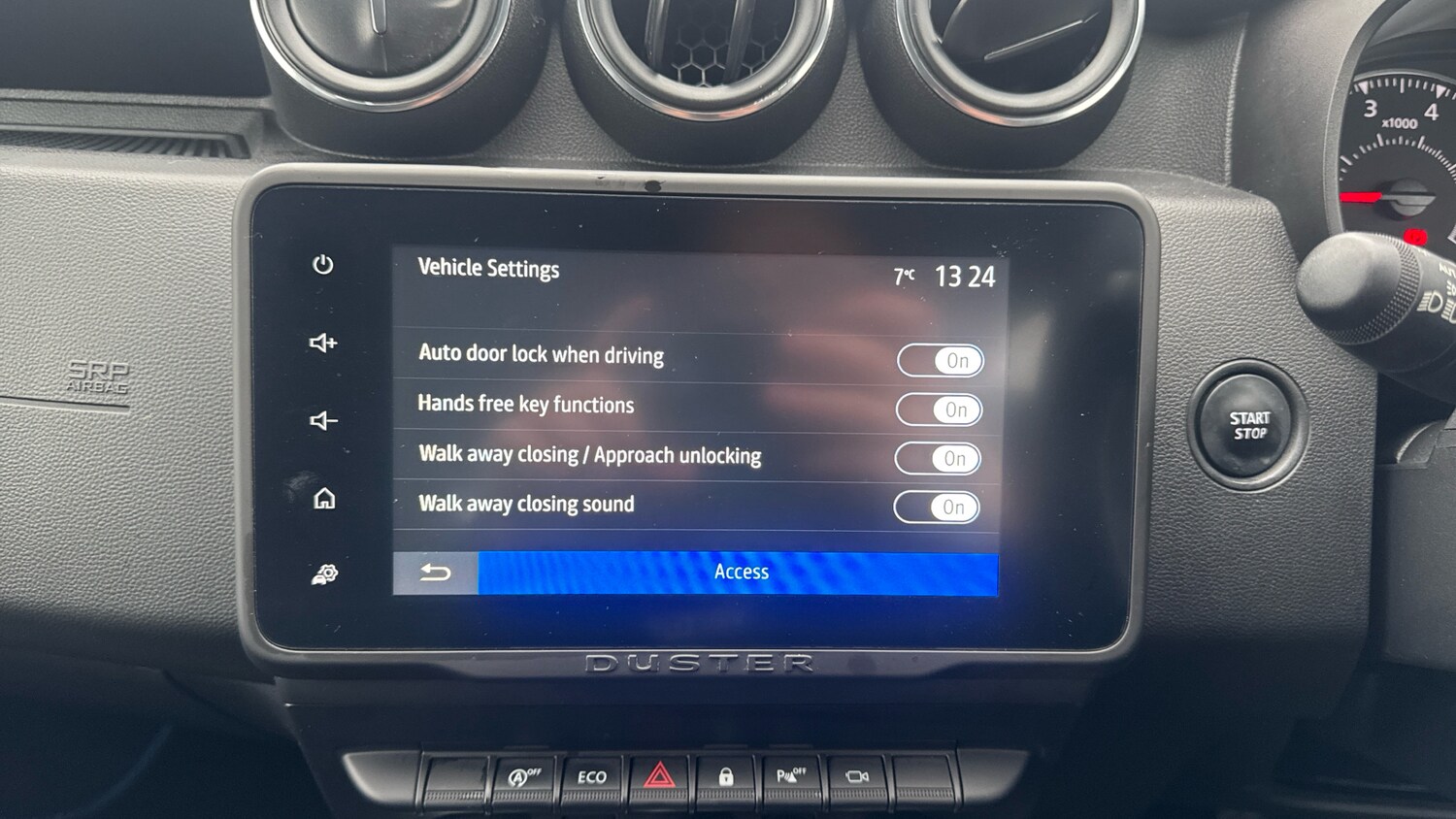 Used Dacia Duster 2022 for sale - 76817410: Photo 32