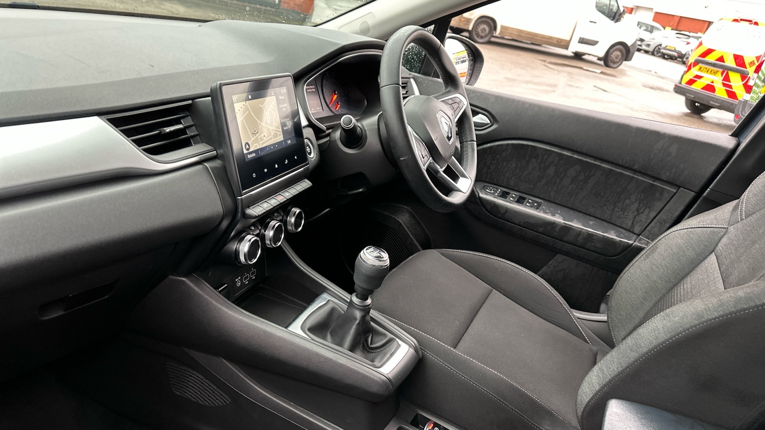 Used Renault Captur 2021 for sale - 76979307: Photo 9